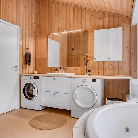 Gunborg - 2-5km From The Sea By Interhome Nyaraló